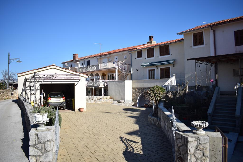Apartments Blue Dream Malinska Luaran gambar