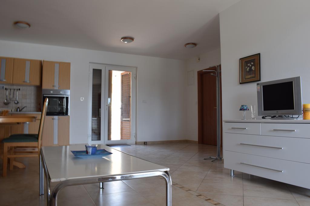 Apartments Blue Dream Malinska Luaran gambar